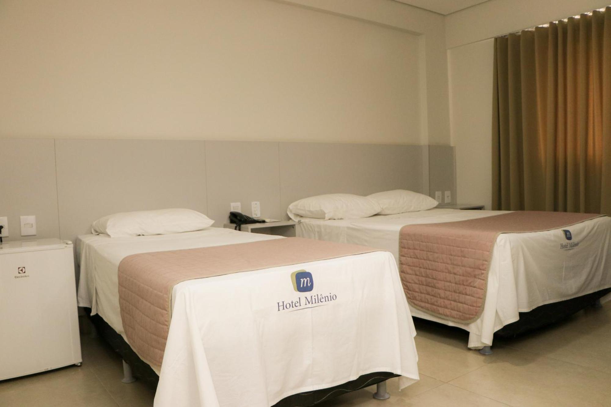 Hotel Milenio Понти-Нова Экстерьер фото